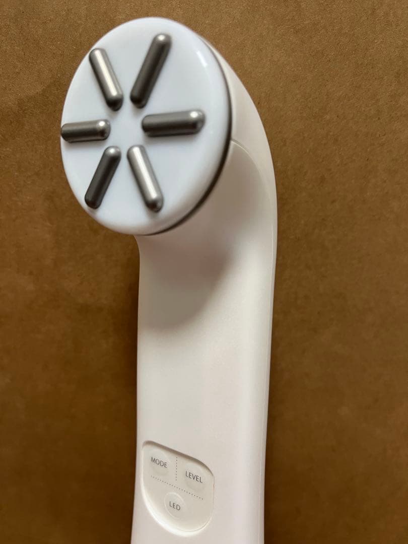 LIFTUNE 美顔器 ホワイト