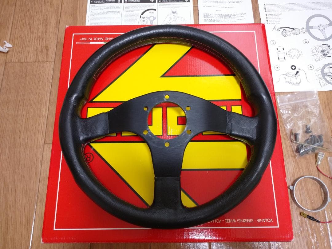 [美品] MOMO T-13 TUNER 320mm チューナー