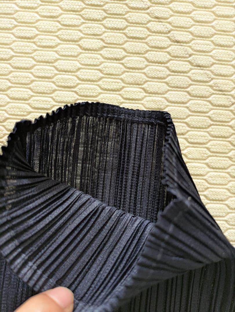 プリーツプリーズ PLEATS PLEASE 長袖カットソー　ネイビー