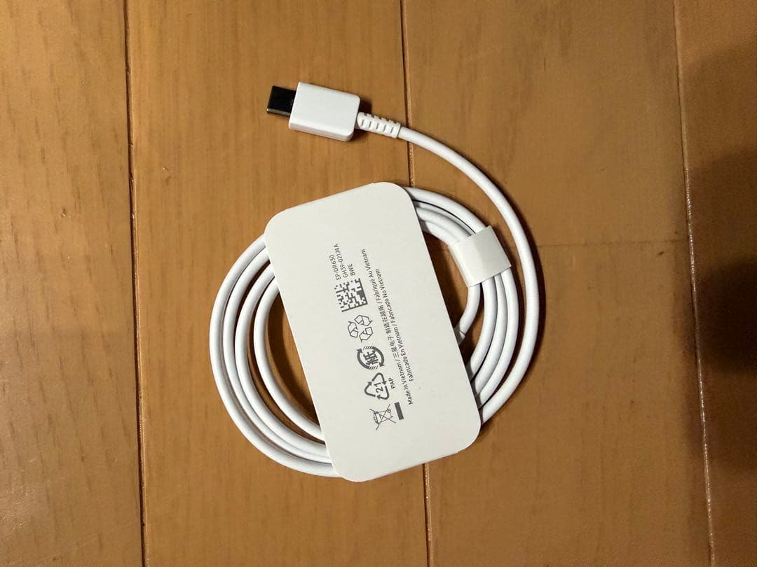 Samsung Galaxy Buds3 ワイヤレスイヤホン ケース付き