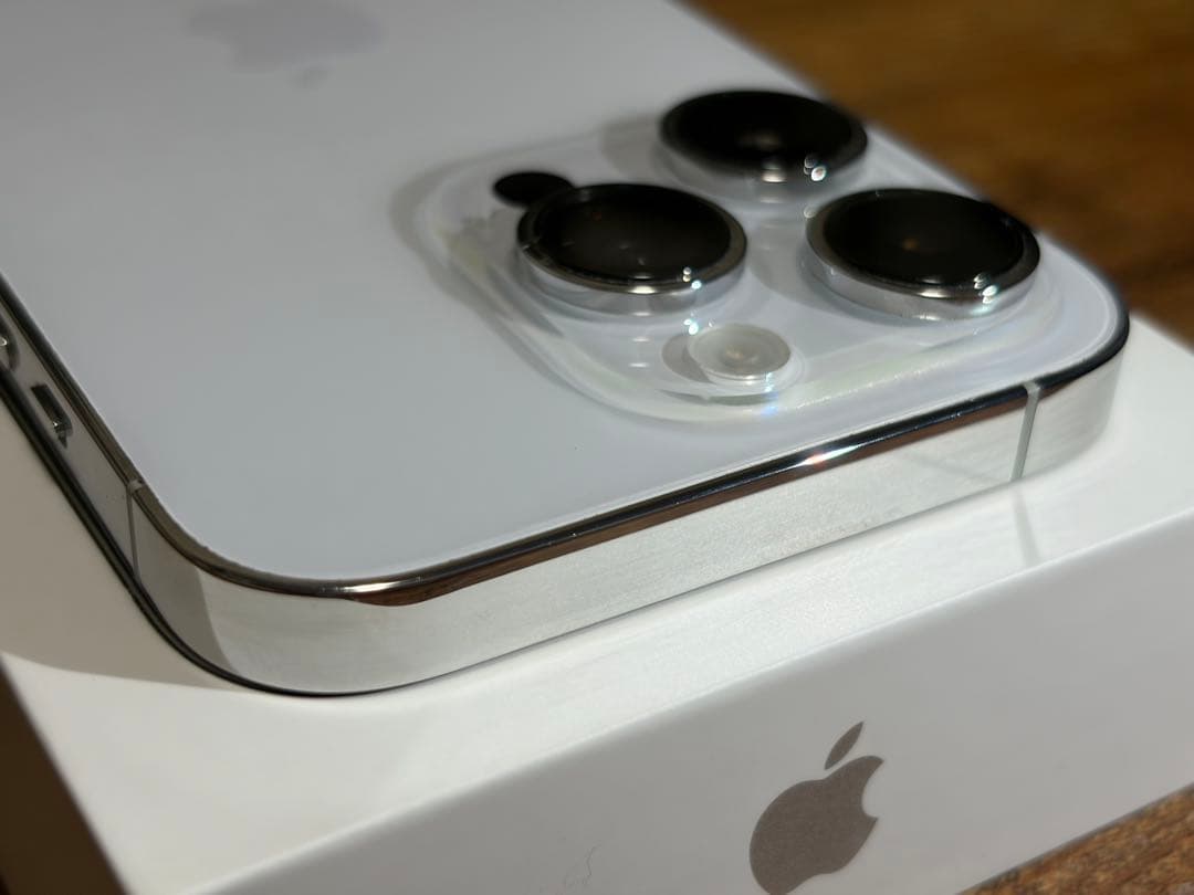 iPhone 14 pro 128GB シルバー