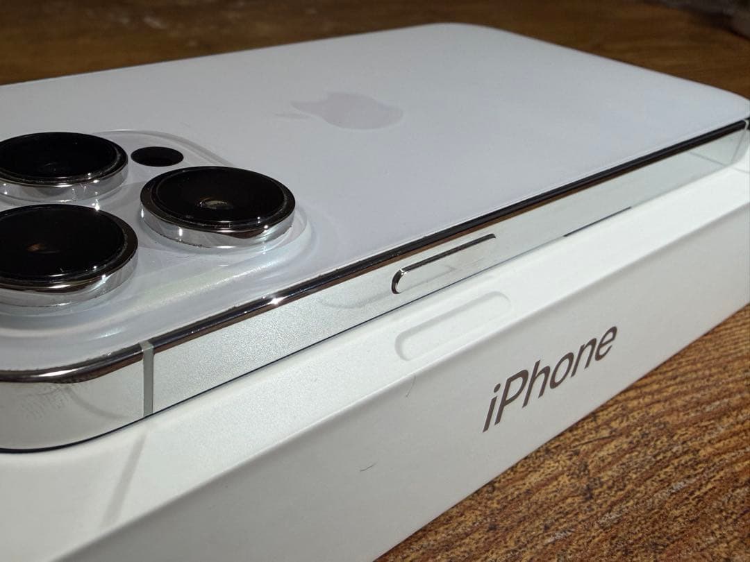 iPhone 14 pro 128GB シルバー