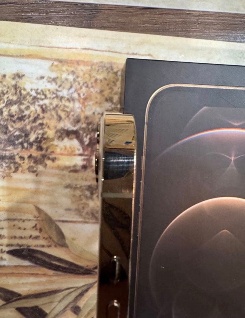 iPhone 12 Pro Max ゴールド256GB SIMフリー