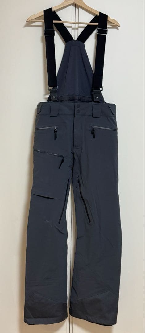 サロモン スキーパンツSALOMON OUTLAW 3L SHELL PANT