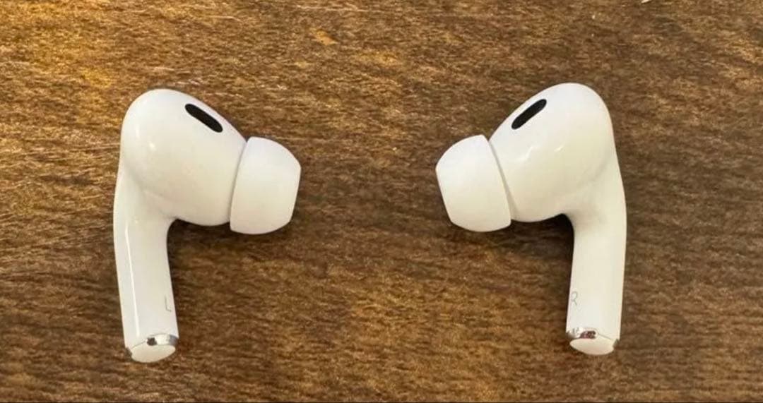 美品　Apple AirPods Pro 第2世代（Lightning）純正品