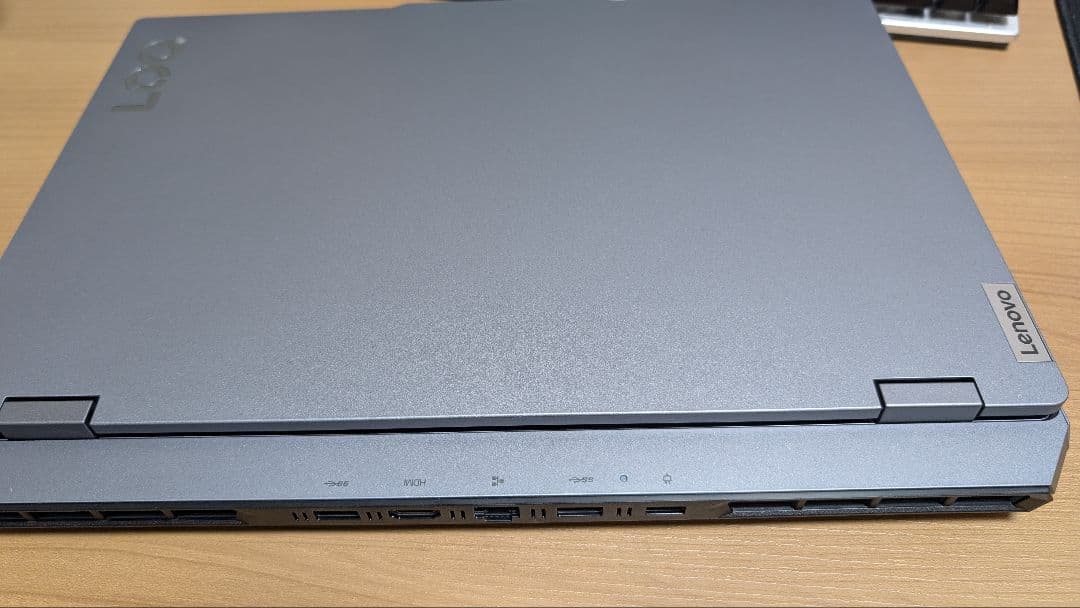 ノートパソコン Lenovo LOQ 15IRX9　15.6インチ