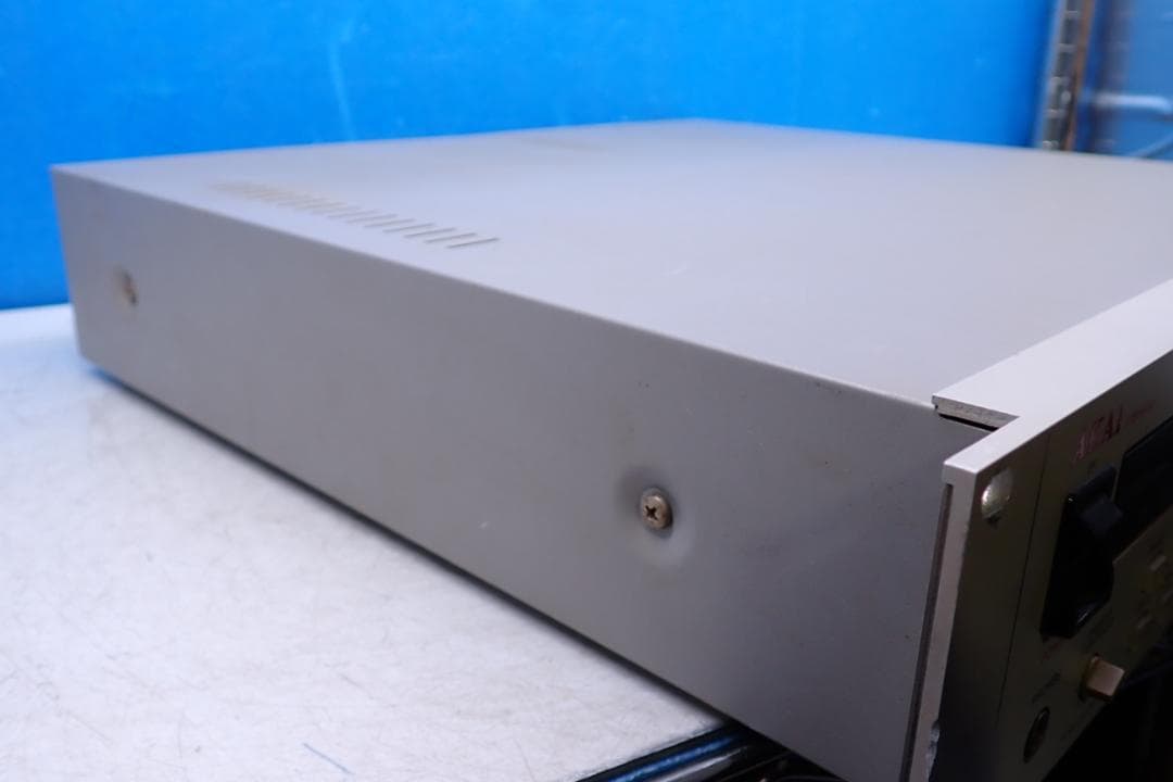 HM179#希少品 AKAI S3000XL サンプラー名機 ⊛ 電源確認のみ