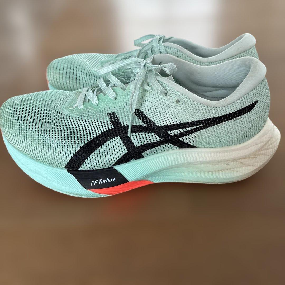 ASICS メタスピードスカイパリ　25.5cm