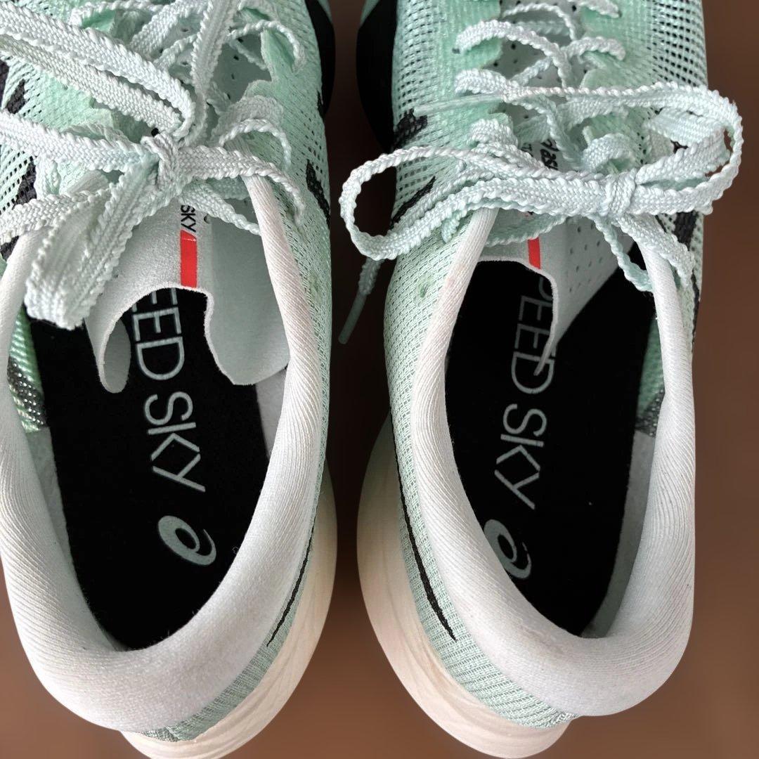 ASICS メタスピードスカイパリ　25.5cm