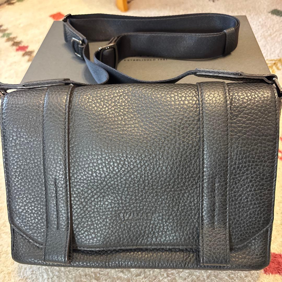 FUJITAKA かぶせ レザーショルダーバッグ スモール 美品