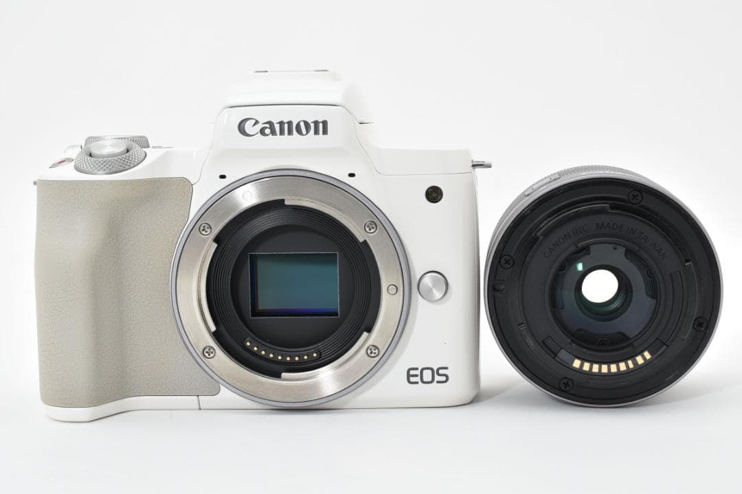 ■美品■ Canon EOS Kiss M ホワイト