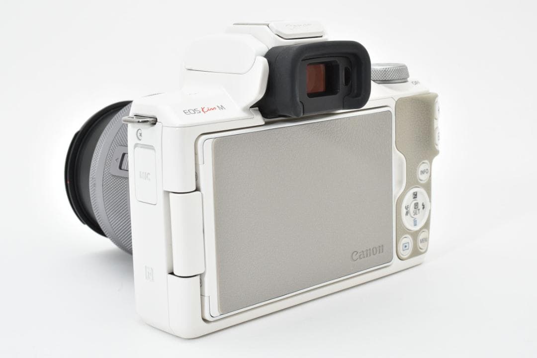 ■美品■ Canon EOS Kiss M ホワイト