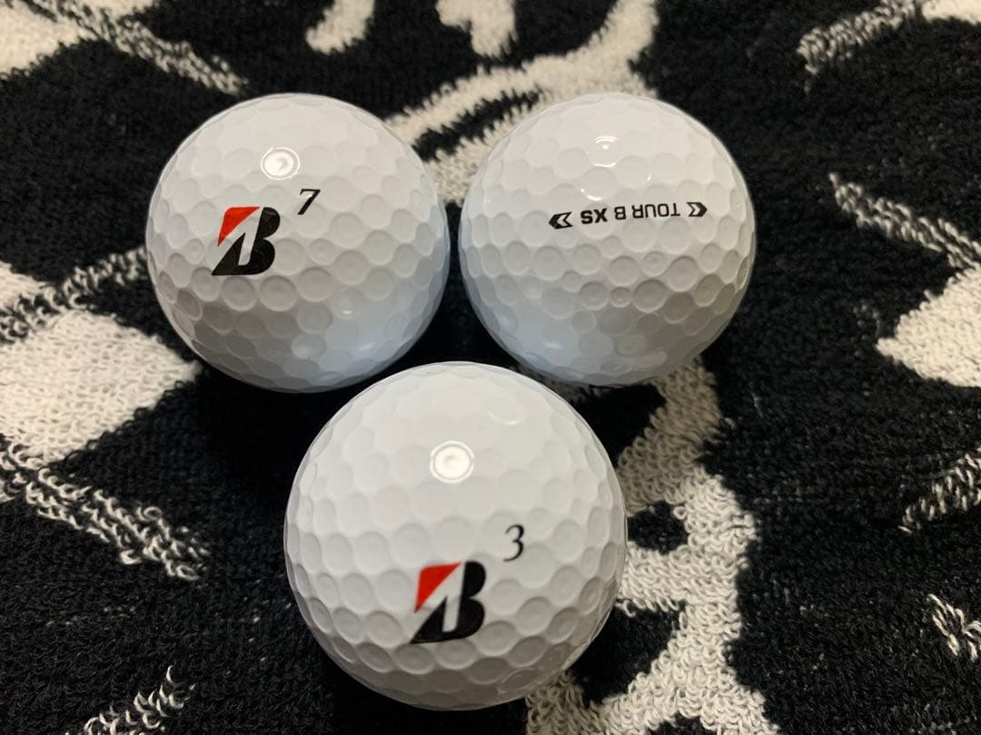 ま*め様 【現行・新品】ブリヂストン TOUR B XS 3ダース