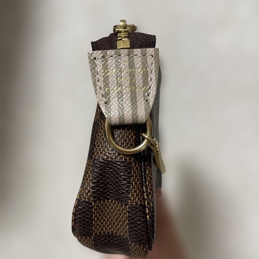 ルイヴィトン　ミニ・ポシェット・アクセソワールモノグラム