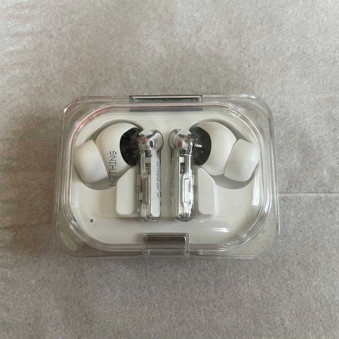 ワイヤレスイヤホン NOTHING Ear (a)