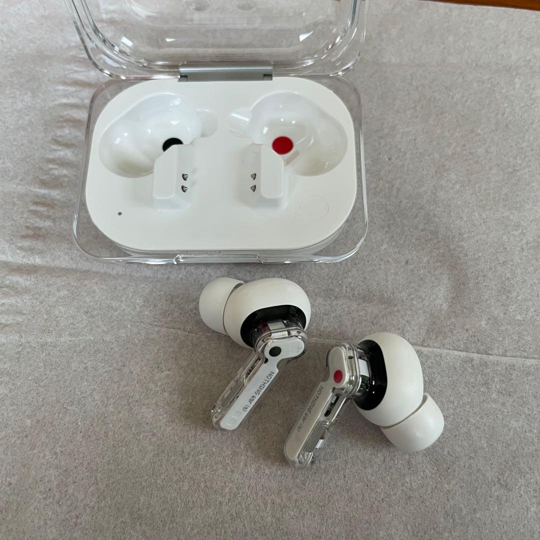 ワイヤレスイヤホン NOTHING Ear (a)