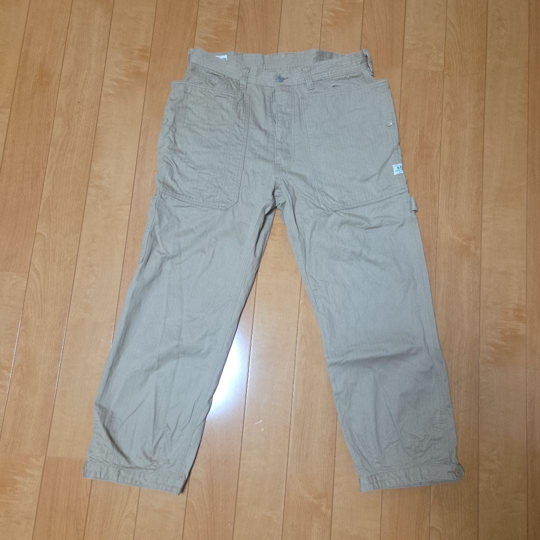 ササフラス　ベージュ　パンツ