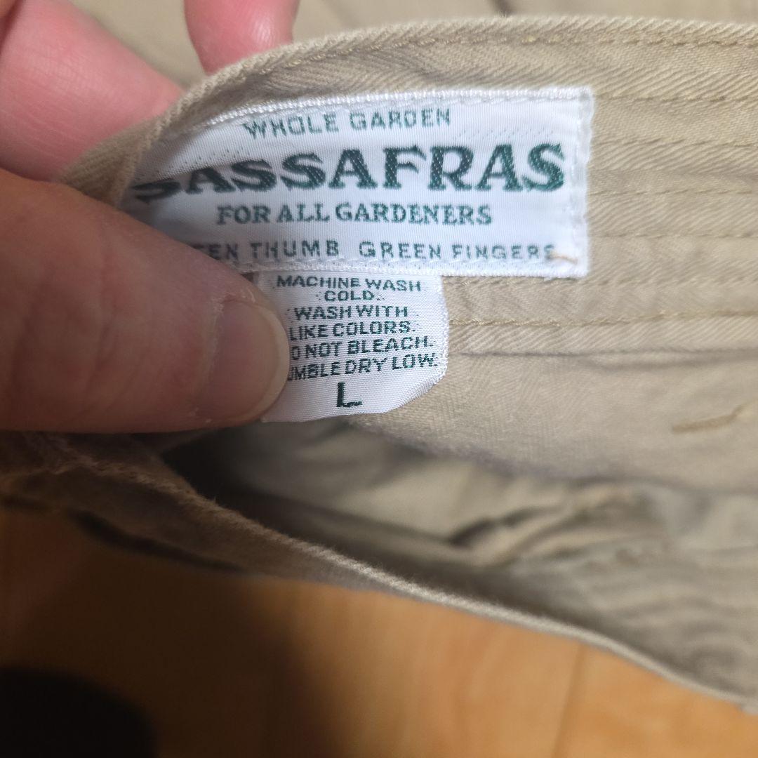 ササフラス　ベージュ　パンツ
