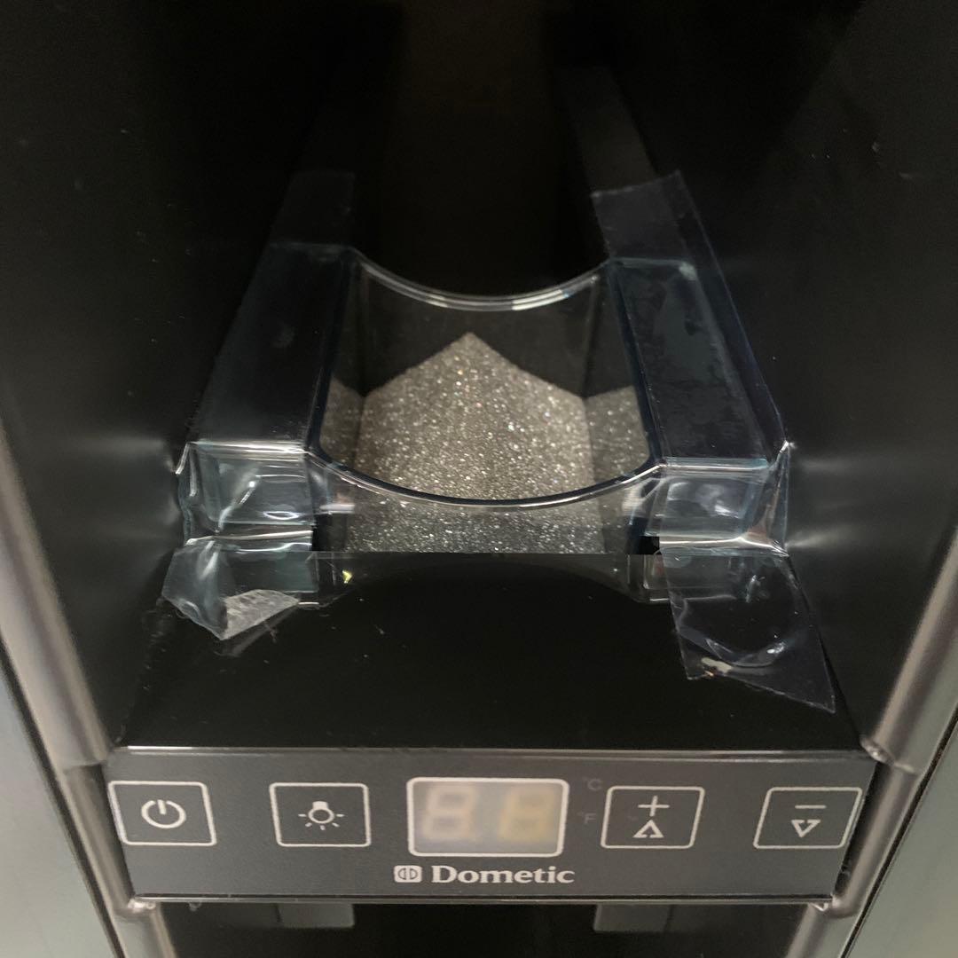 Dometic ワインセラー ST7 （右開き）スリムタワー ワインキャビネット