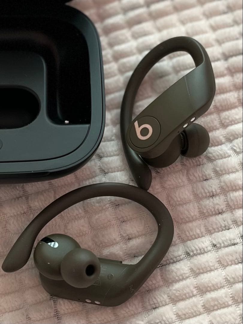 Beats Powerbeats Pro ワイヤレスイヤホン