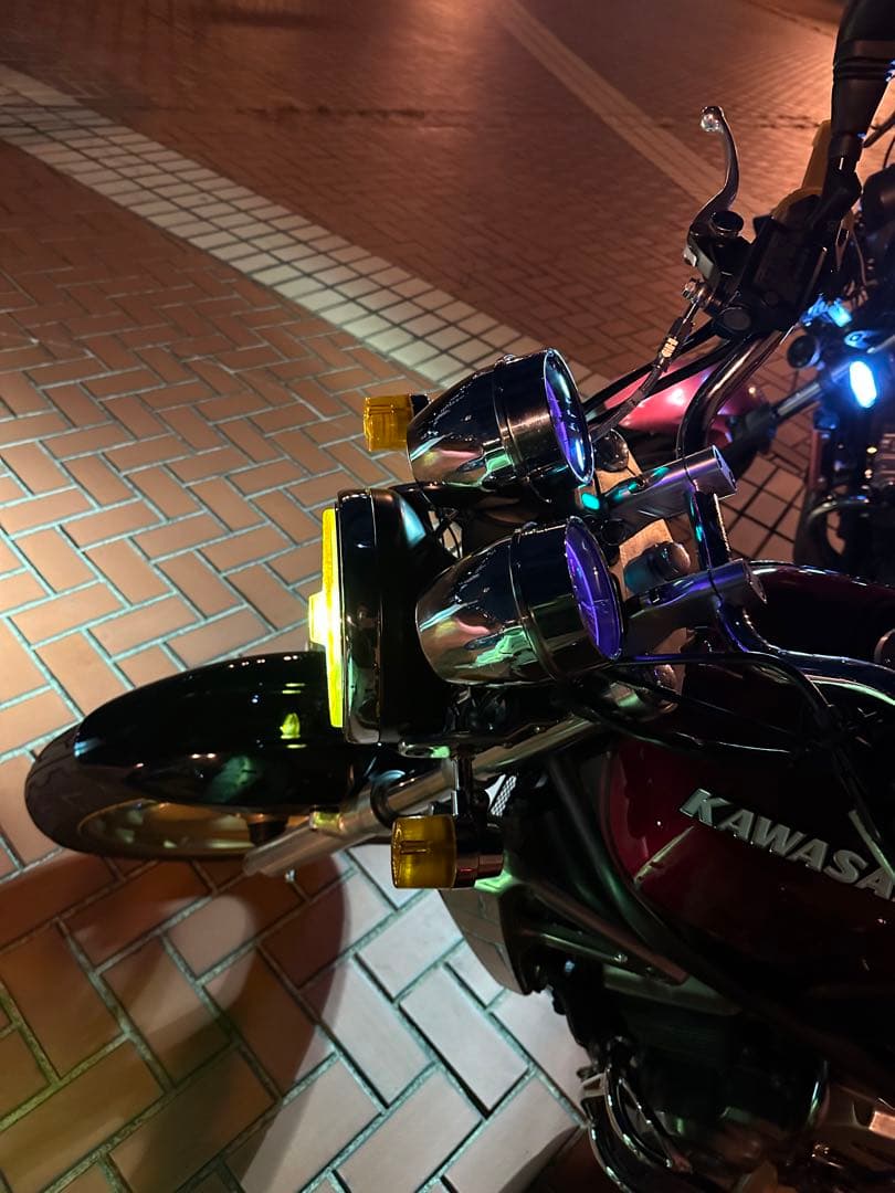 カワサキ　バリオス一型　バイクネイキッド 赤／黒　250cc 不具合なし