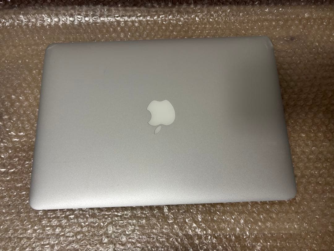 MacBook Air 13インチ　A1466 128GB 4GB 2015