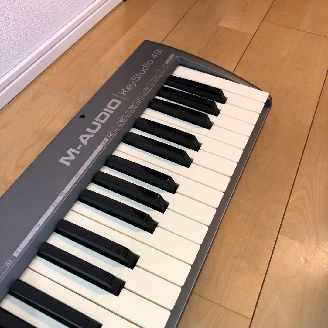 M-AUDIO KeyStudio 49i ピアノ音源内蔵 アダプター付 美品