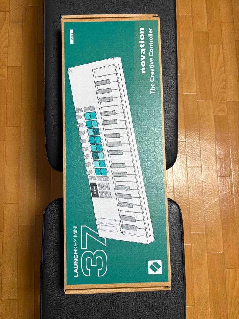 DTM・DAW Launchkey Mini 37 MK4 White