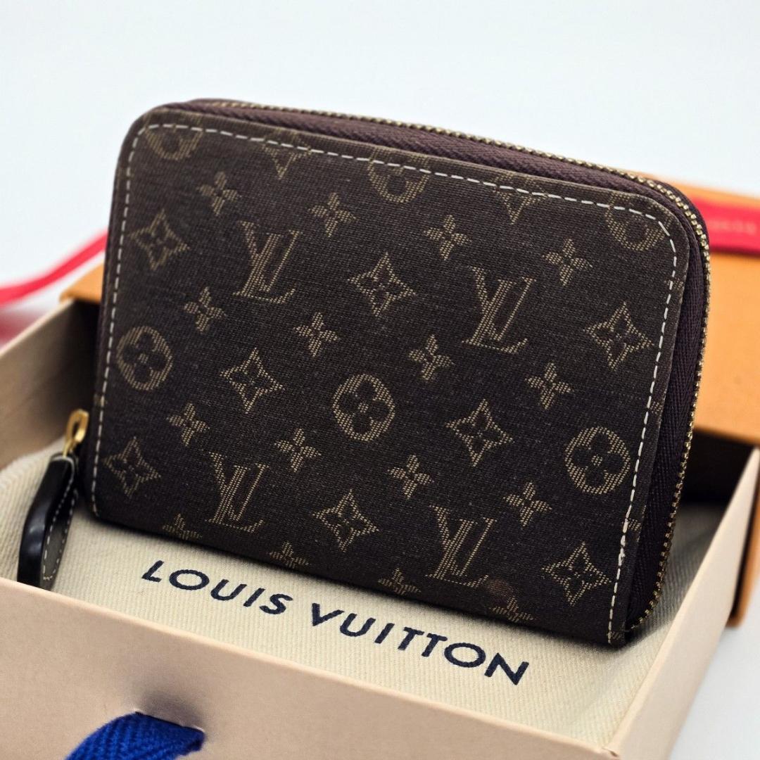 ジロジロ ケース モノグラム イディール ジッピーA699