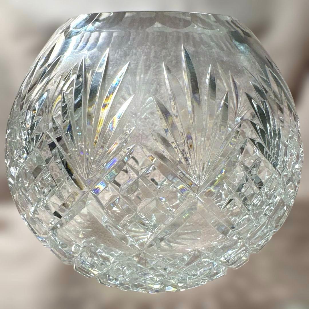 チェコ製 クリスタルガラス 花瓶 重厚 丸型 フラワーベース 高さ17cm