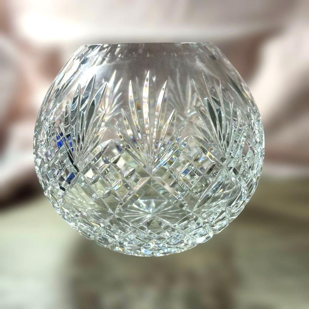 チェコ製 クリスタルガラス 花瓶 重厚 丸型 フラワーベース 高さ17cm