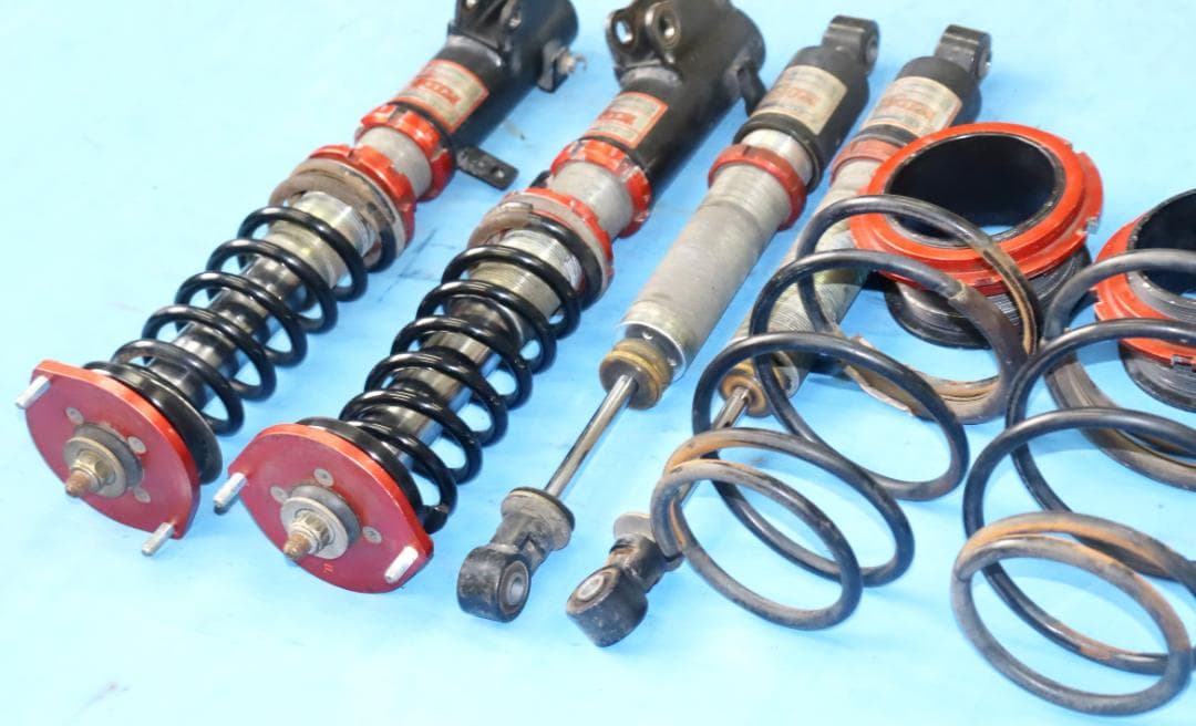 ムーヴ/ラテ/エッセ/ソニカ/タント/ミラジーノ/ミラ/アヴィ　車高調