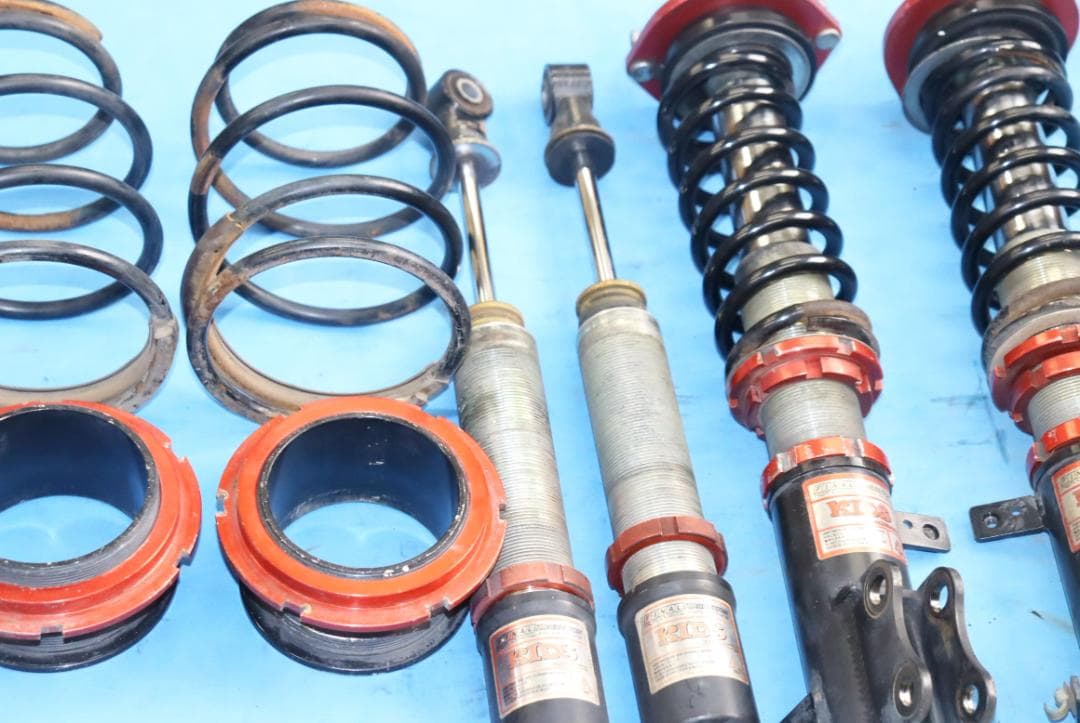 ムーヴ/ラテ/エッセ/ソニカ/タント/ミラジーノ/ミラ/アヴィ　車高調