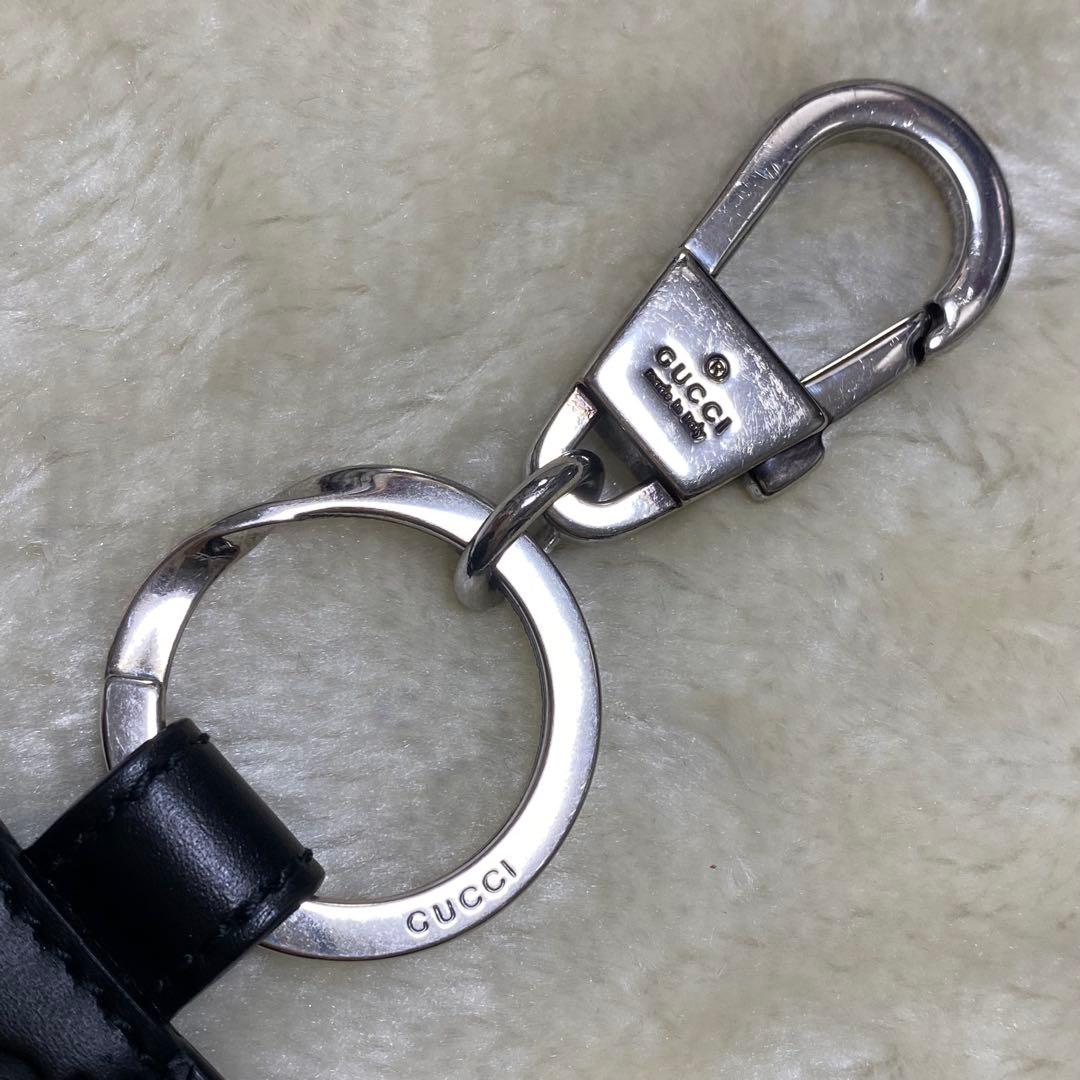 付属品完備❗️新品保管品✨グッチキーホルダーGG総柄シマ型押し黒レザーシルバー金具