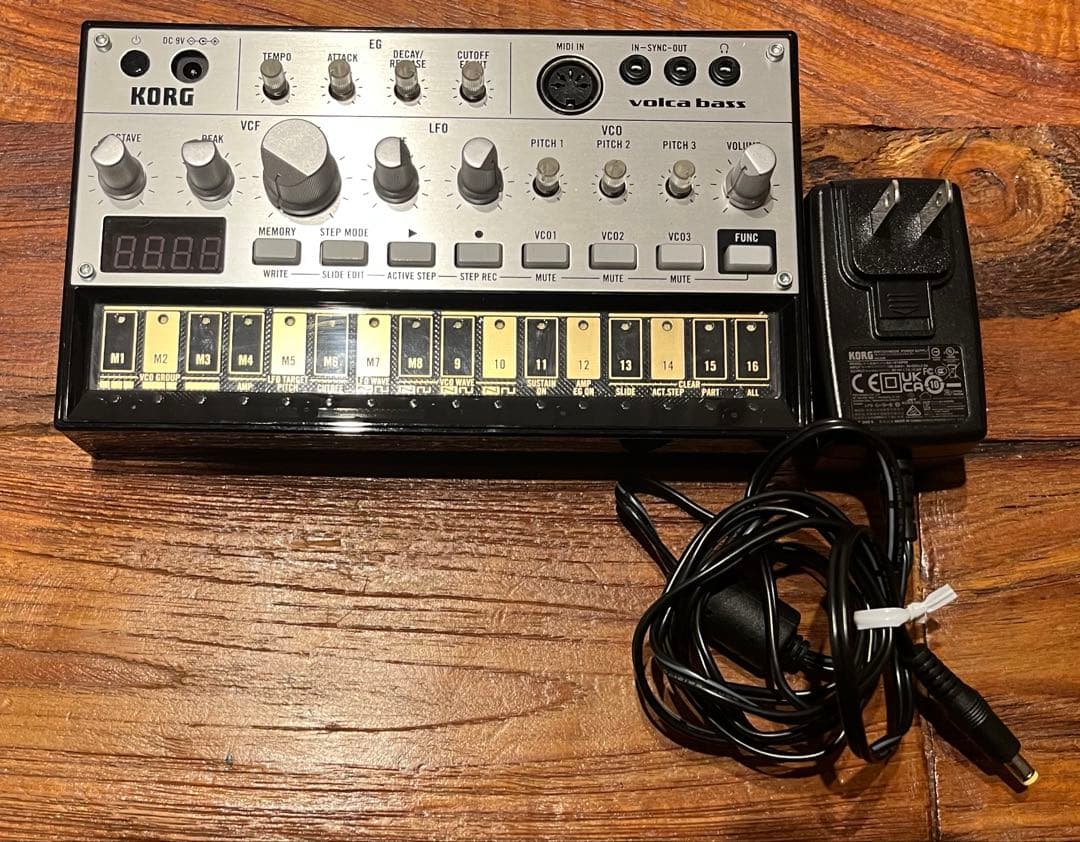KORG ( コルグ )volca bassアナログベースマシン