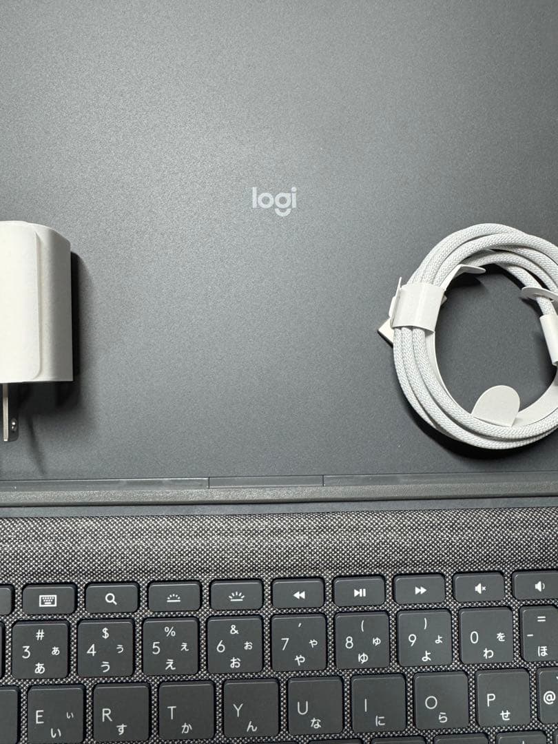 iPad Air第５世代(64GB)+ Logicool ComboTouch