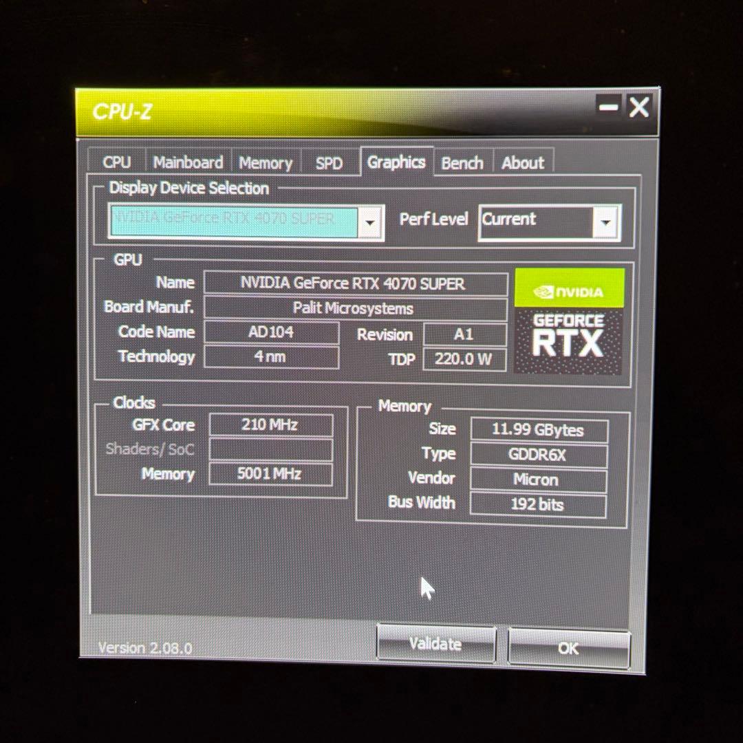 グラフィックボード・グラボ・ビデオカード Nvidia GeForce RTX 4070 Super (Palit)