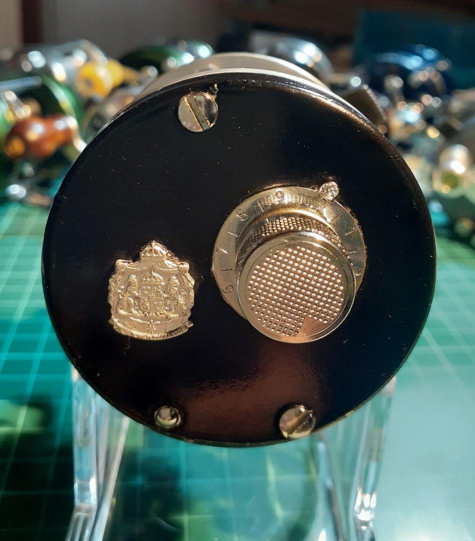 アブガルシア ABU アンバサダー2500C サイドカップ変更