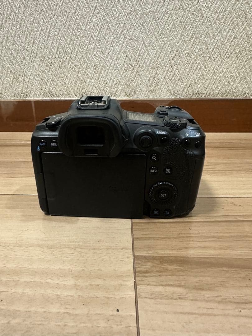 付属品付き ミラーレス一眼カメラCanon EOS R5 ボディー EOS R5