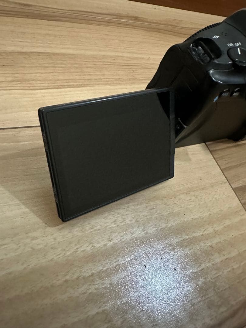 付属品付き ミラーレス一眼カメラCanon EOS R5 ボディー EOS R5