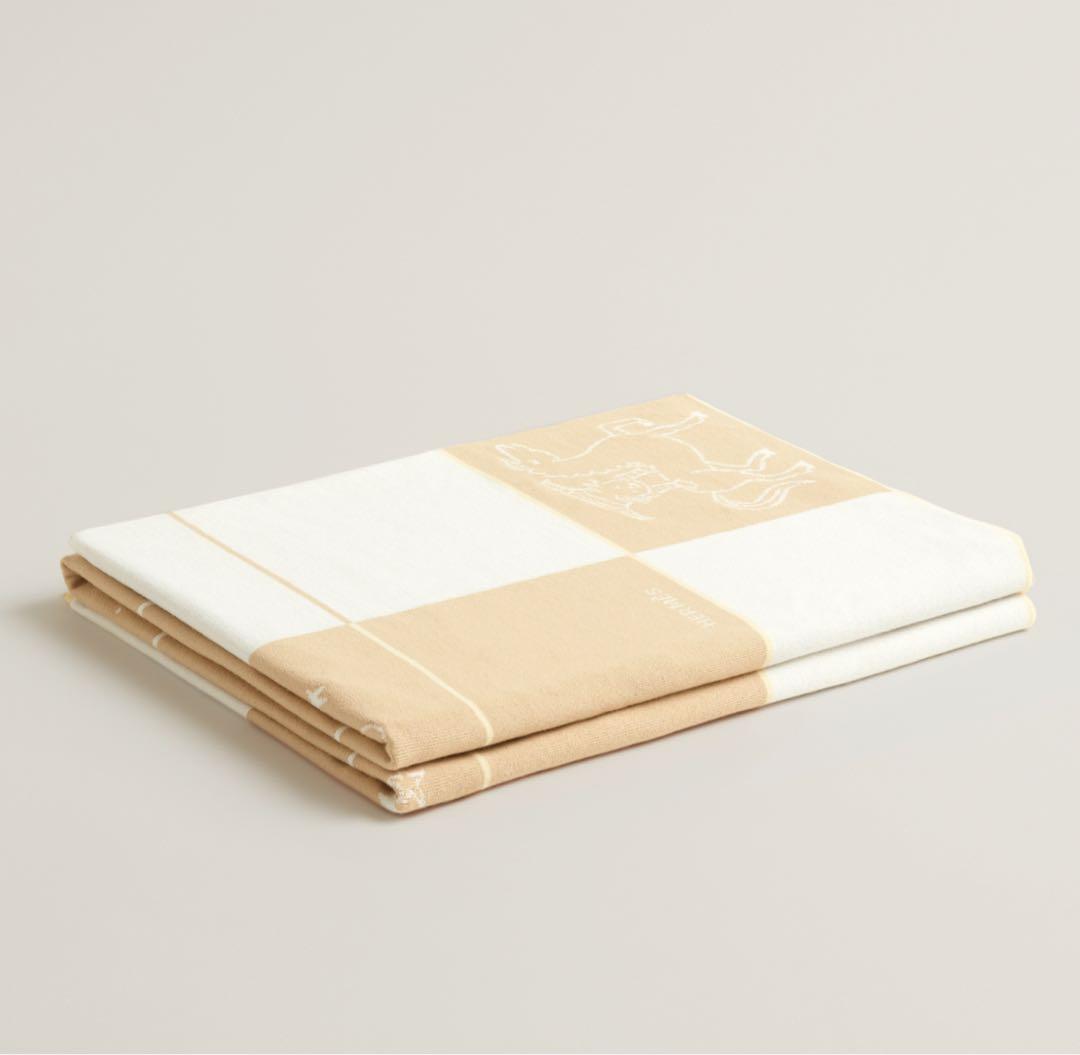 新品未使用 エルメス プレード 《カブリオル》　ベビーギフト ブラケット