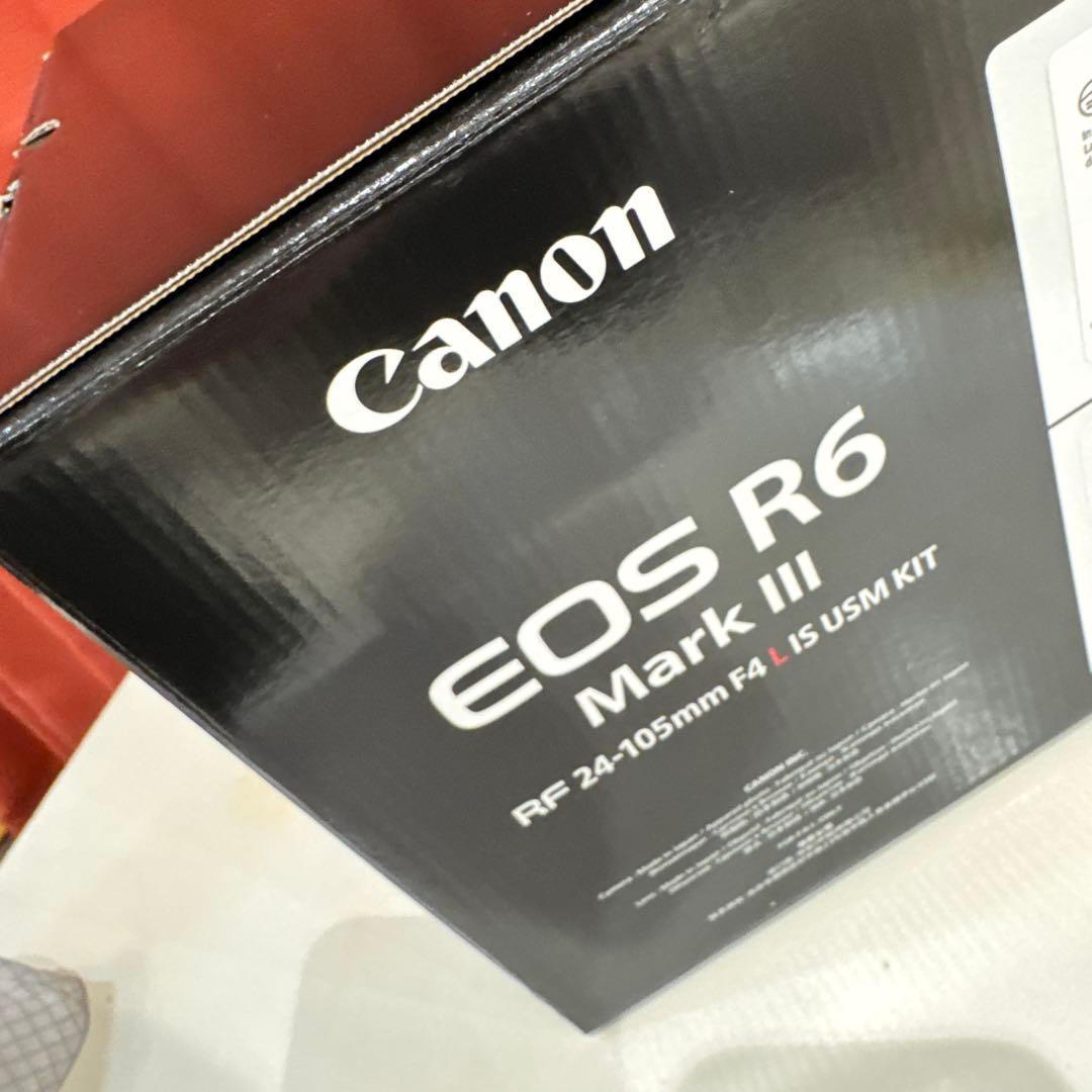 Canon EOS R6 Mark III 最新　ボディ本体未開封　付属品箱あり