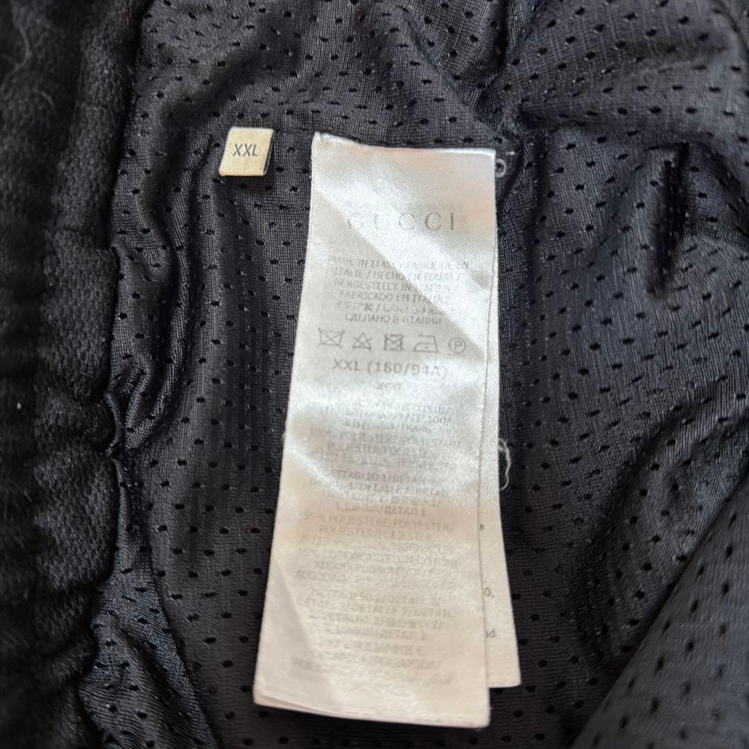 グッチ　黒サイドライン入り　ショートパンツ　メンズ　XXL