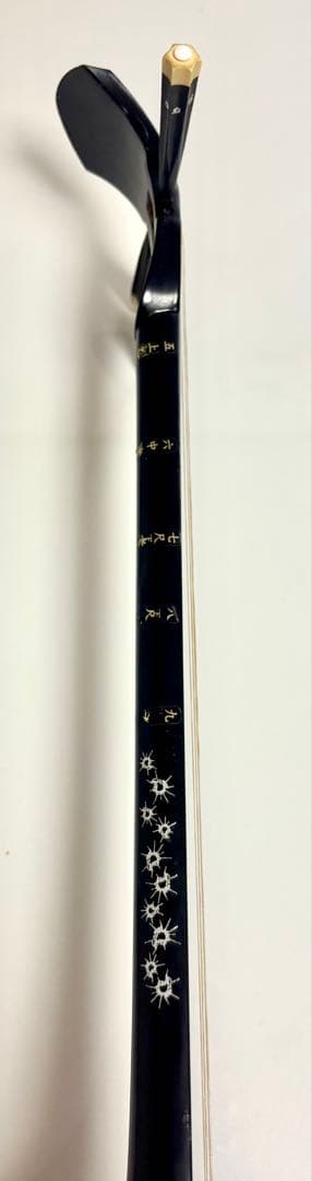 沖縄三線 人口皮 蝶のデザイン ハードケース付