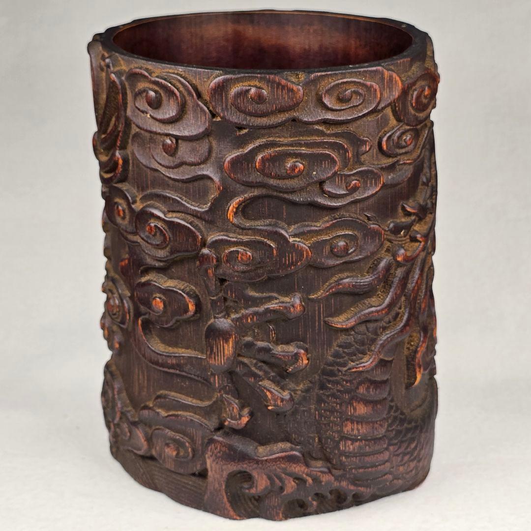 文房具 本物古竹材 細工 浮彫り 雲中飛龍紋 筆筒 美品 激安
