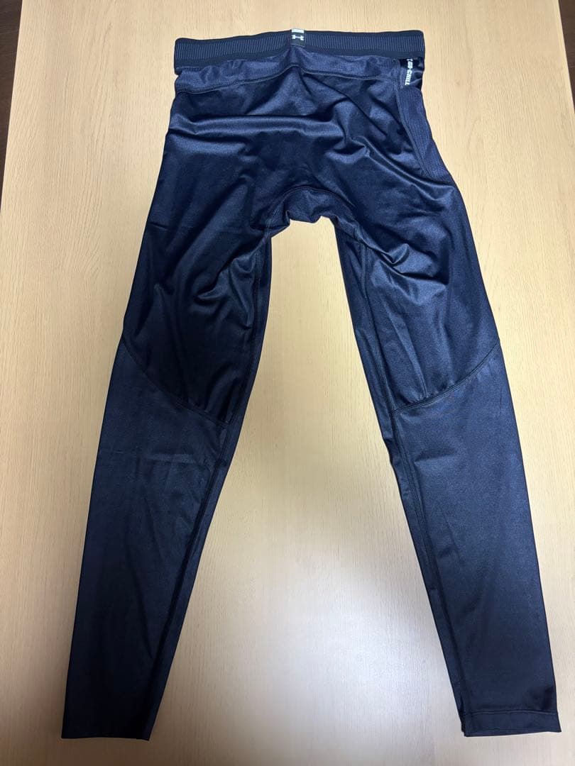 アンダーアーマー アイソチル コンプレッション 上下 XL 2セット