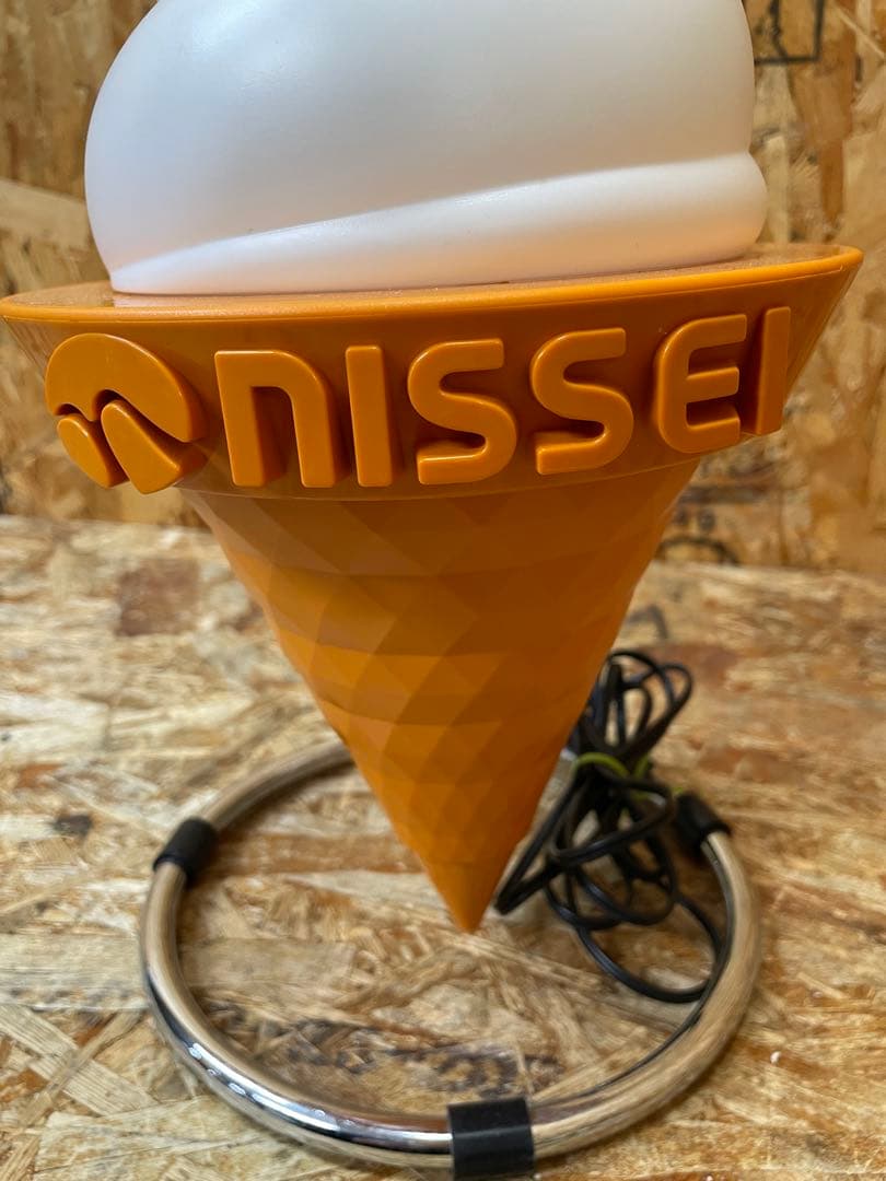 (s7017) ソフトクリーム 日世コーン 卓上スタンド 電飾看板 飲食店店舗用