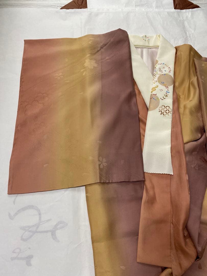 【美品】長襦袢　袷　正絹　桜模様　グラデーション