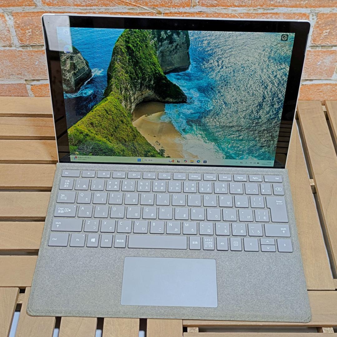 (2601)Surface Pro i7 16GB 512GB 充電１６回
