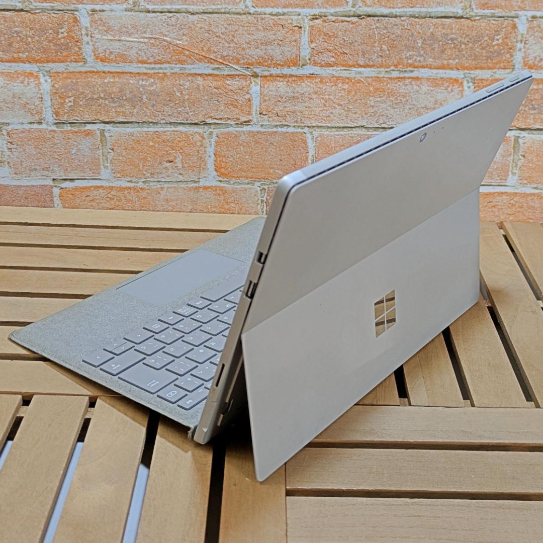 (2601)Surface Pro i7 16GB 512GB 充電１６回